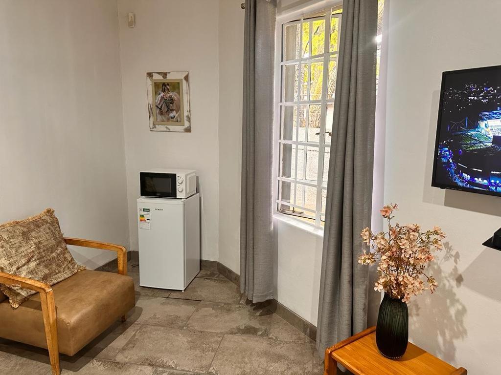 Woods Guest House มิดเดิลเบิร์ก ภายนอก รูปภาพ